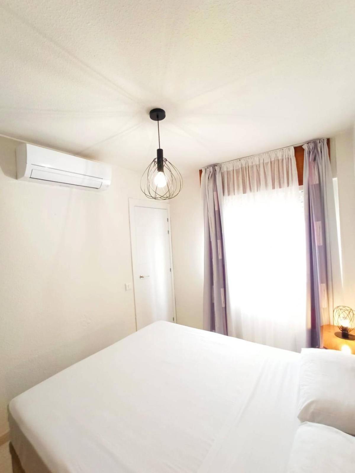 Vistas Del Mar Apartment ベニドルム エクステリア 写真